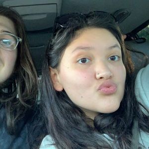 Meet your Posher, Lexi